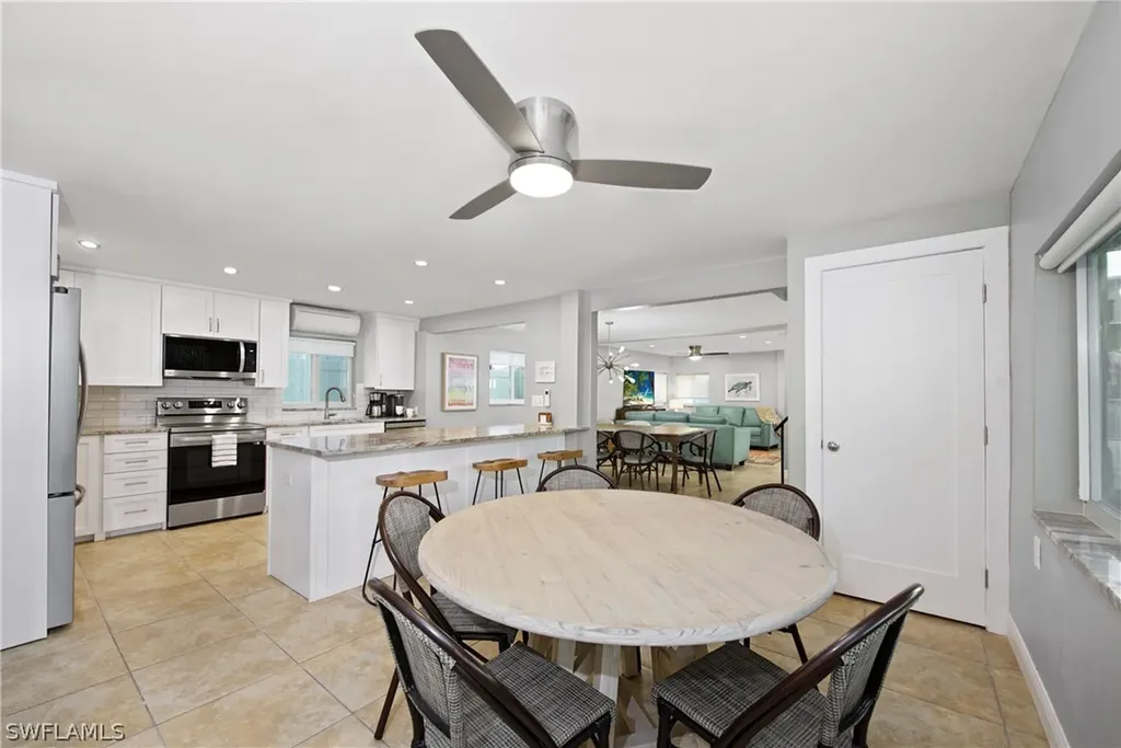 5440 Palmetto Street Fort Myers Beach FL 33931