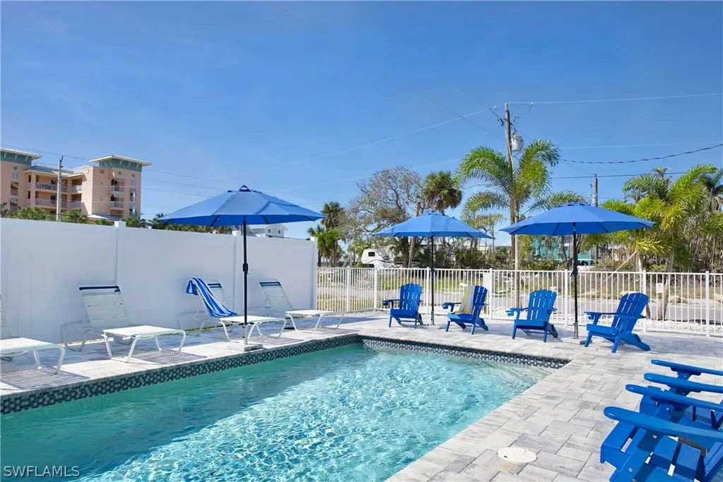 5440 Palmetto Street Fort Myers Beach FL 33931