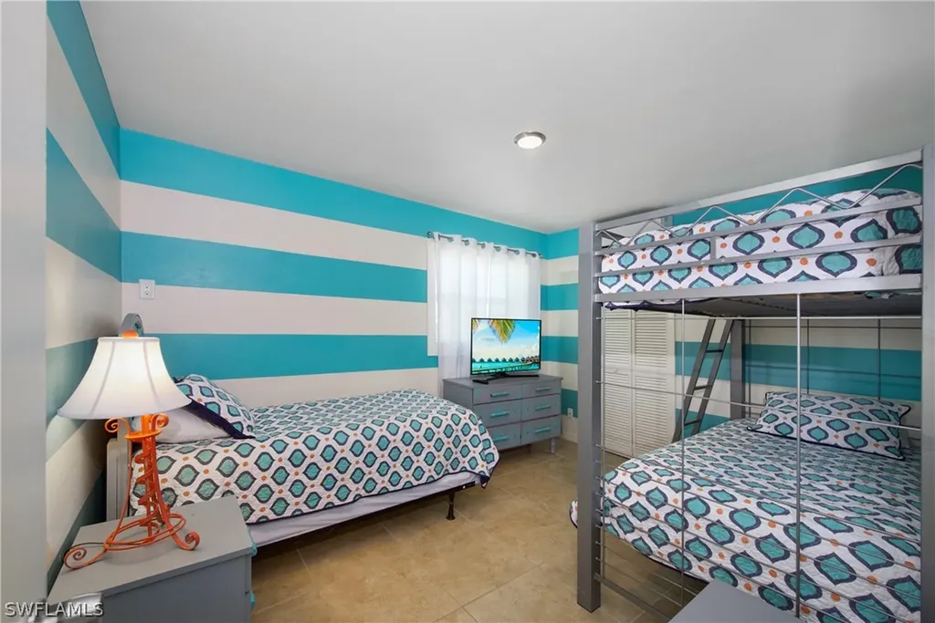 5440 Palmetto Street Fort Myers Beach FL 33931