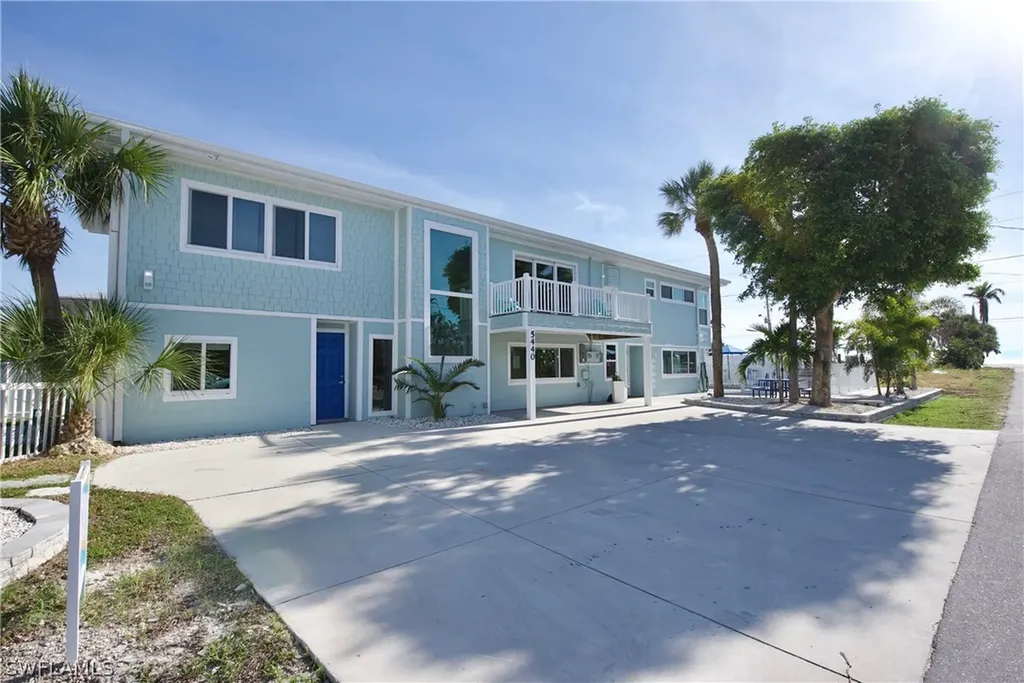 5440 Palmetto Street Fort Myers Beach FL 33931