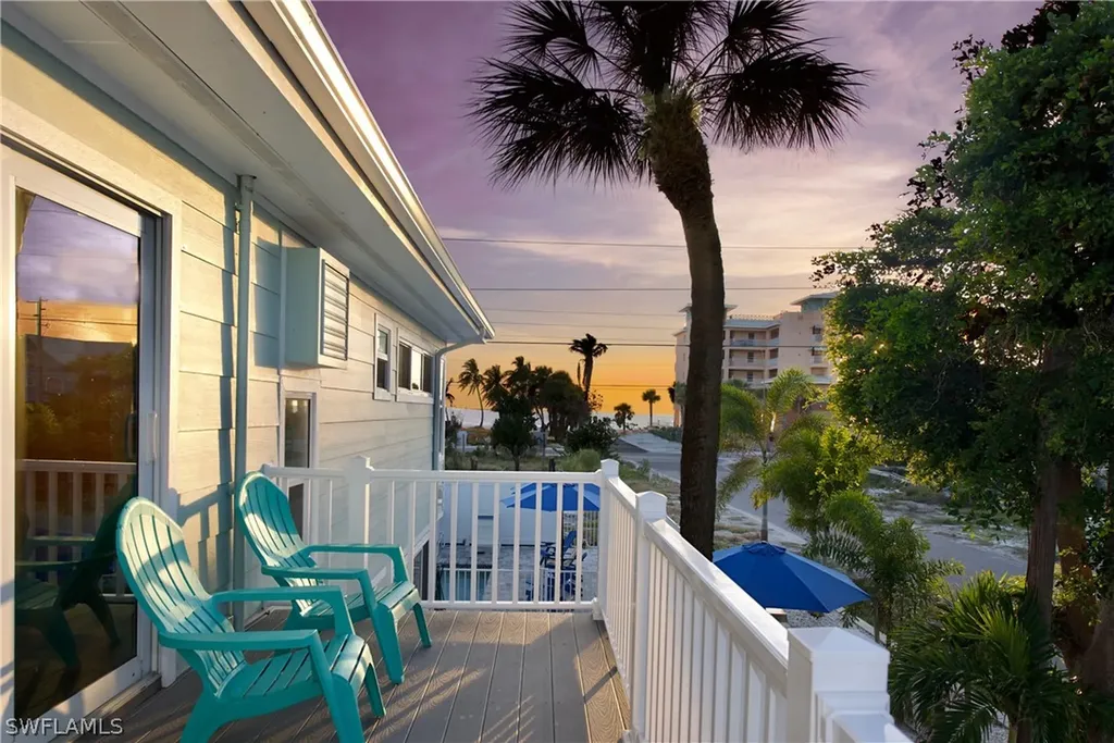 5440 Palmetto Street Fort Myers Beach FL 33931