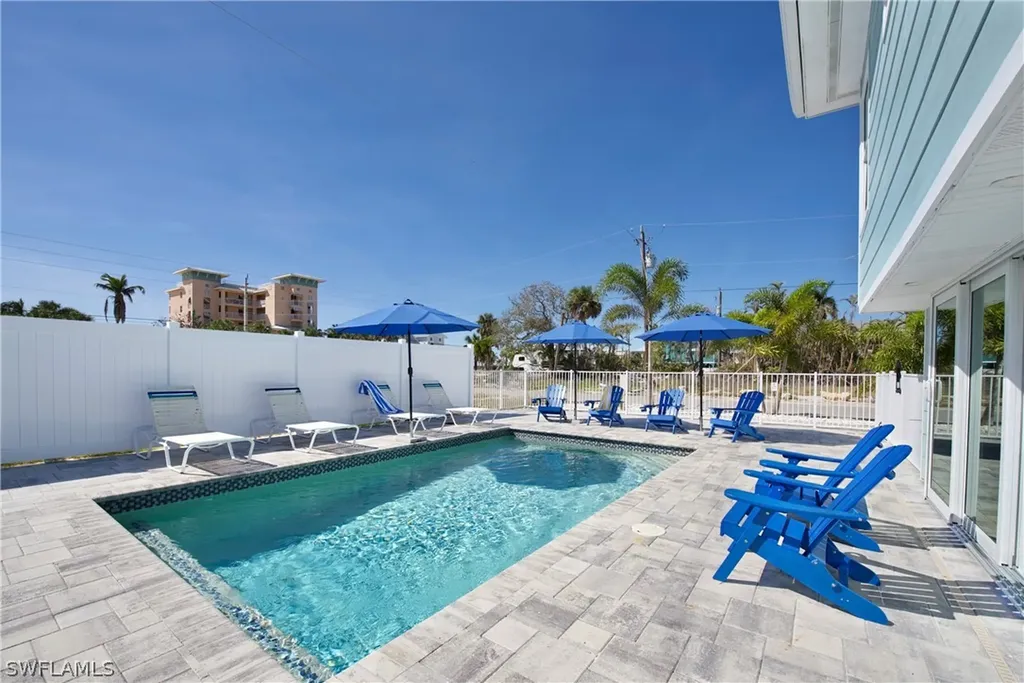 5440 Palmetto Street Fort Myers Beach FL 33931