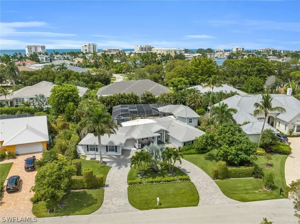 1627 Murex Lane Naples FL 34102
