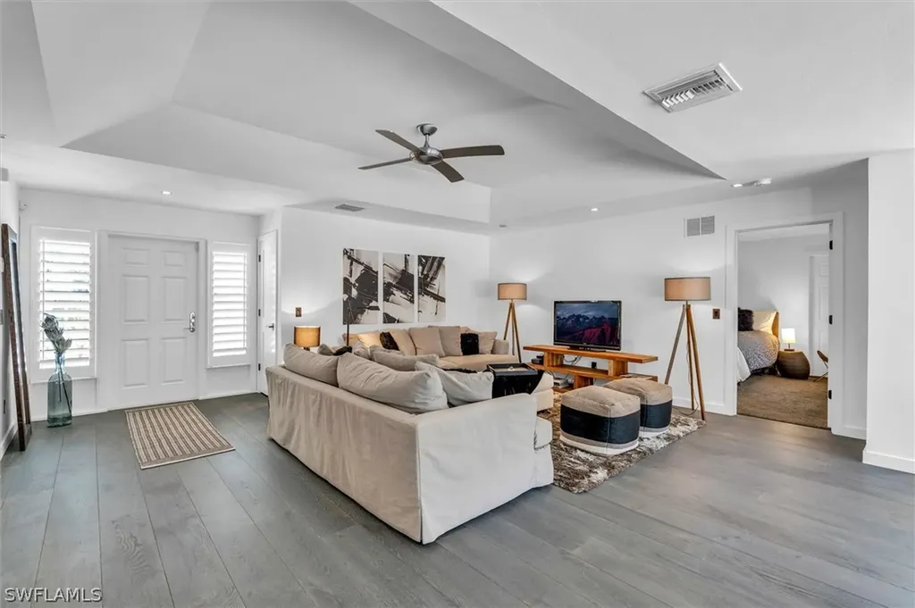 1627 Murex Lane Naples FL 34102