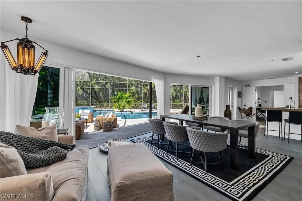 1627 Murex Lane Naples FL 34102