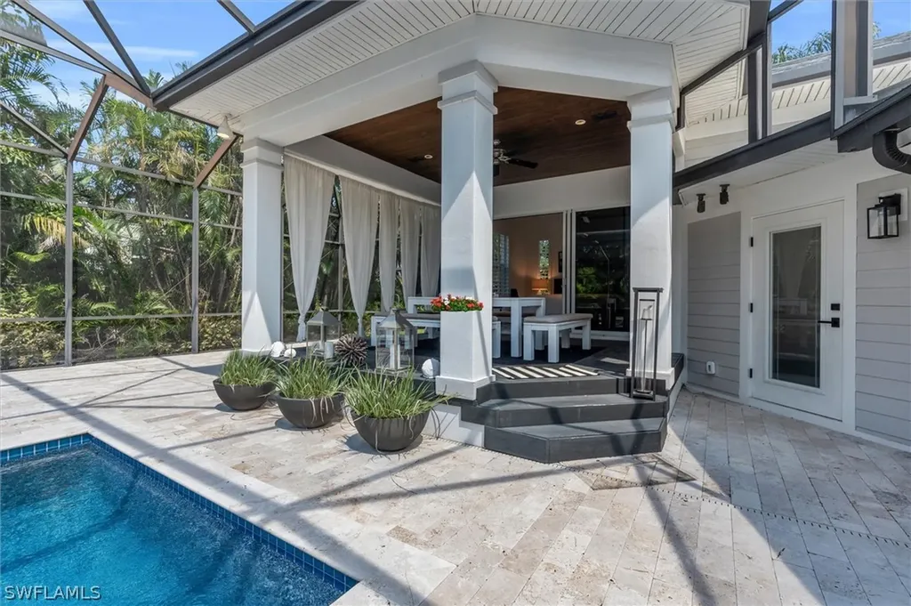 1627 Murex Lane Naples FL 34102