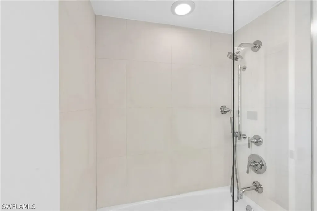 1627 Murex Lane Naples FL 34102