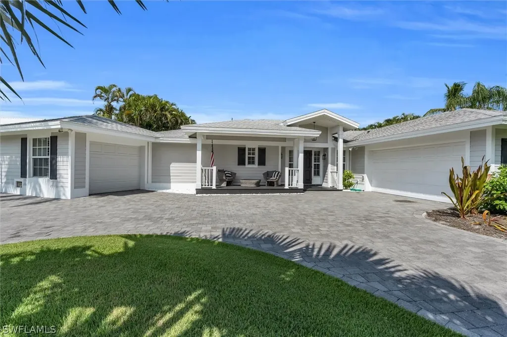 1627 Murex Lane Naples FL 34102