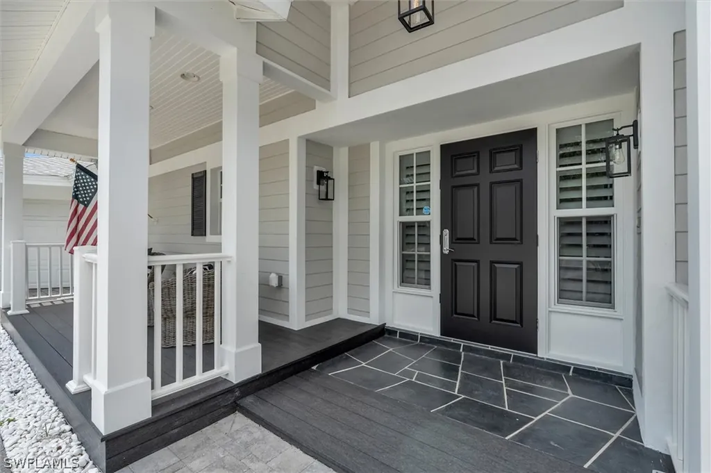 1627 Murex Lane Naples FL 34102