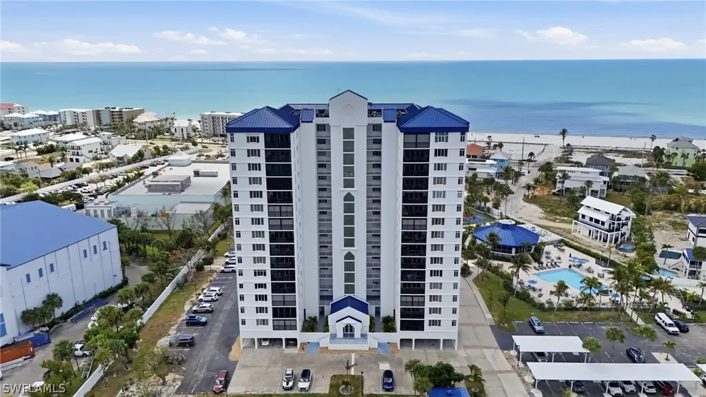 Fort Myers Beach FL, 4745 Estero Boulevard, Unit 204