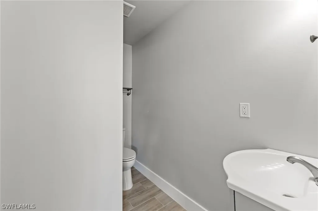 1313 Thompson Street North Fort Myers FL 33903