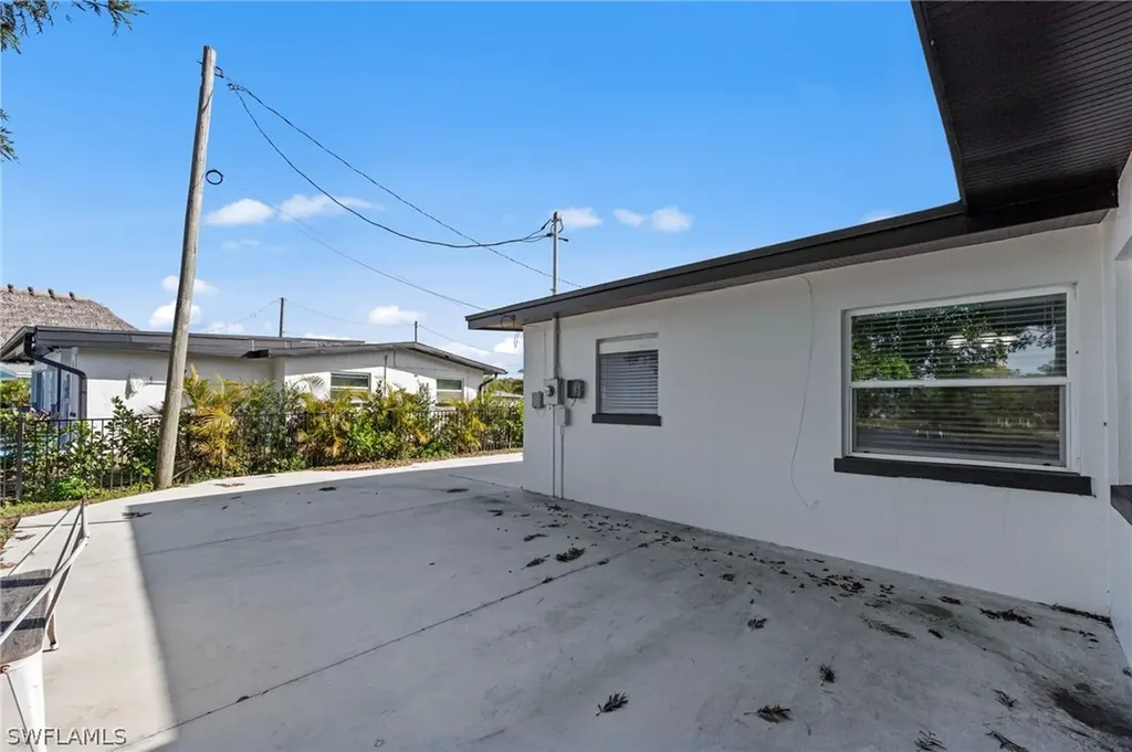 1313 Thompson Street North Fort Myers FL 33903