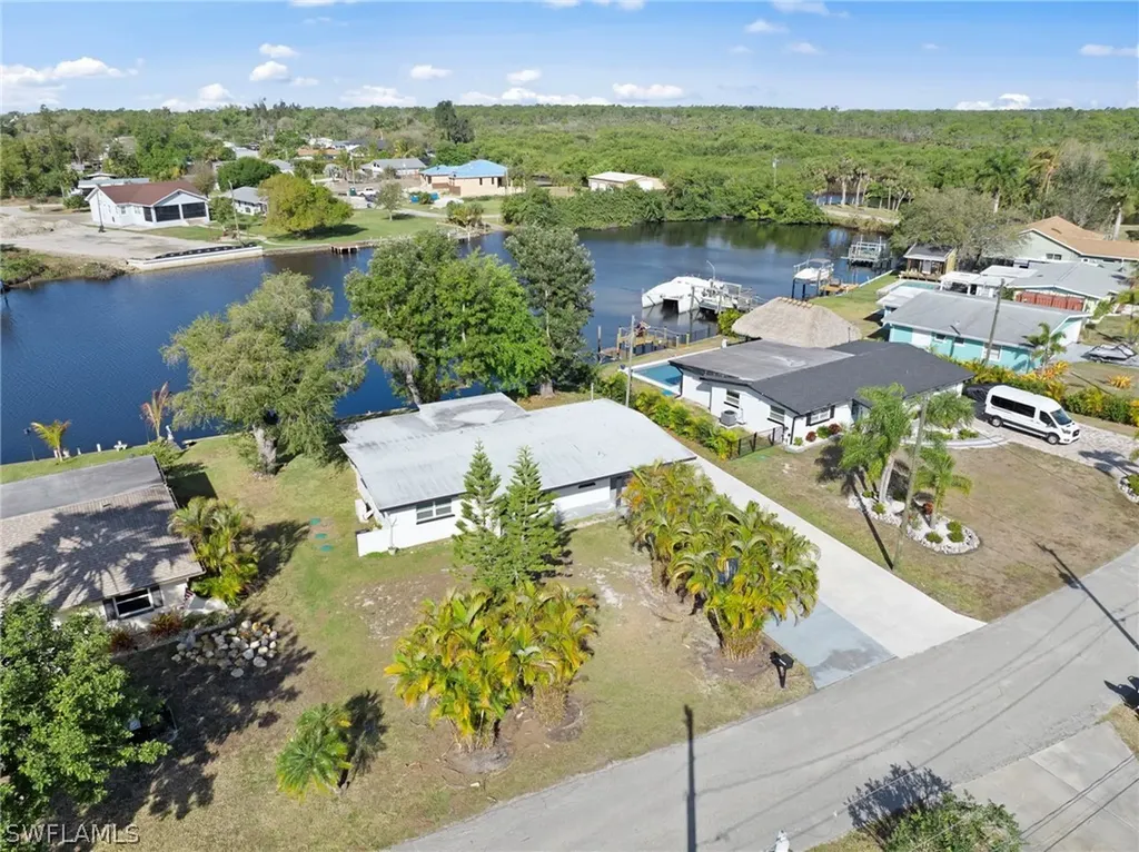 1313 Thompson Street North Fort Myers FL 33903