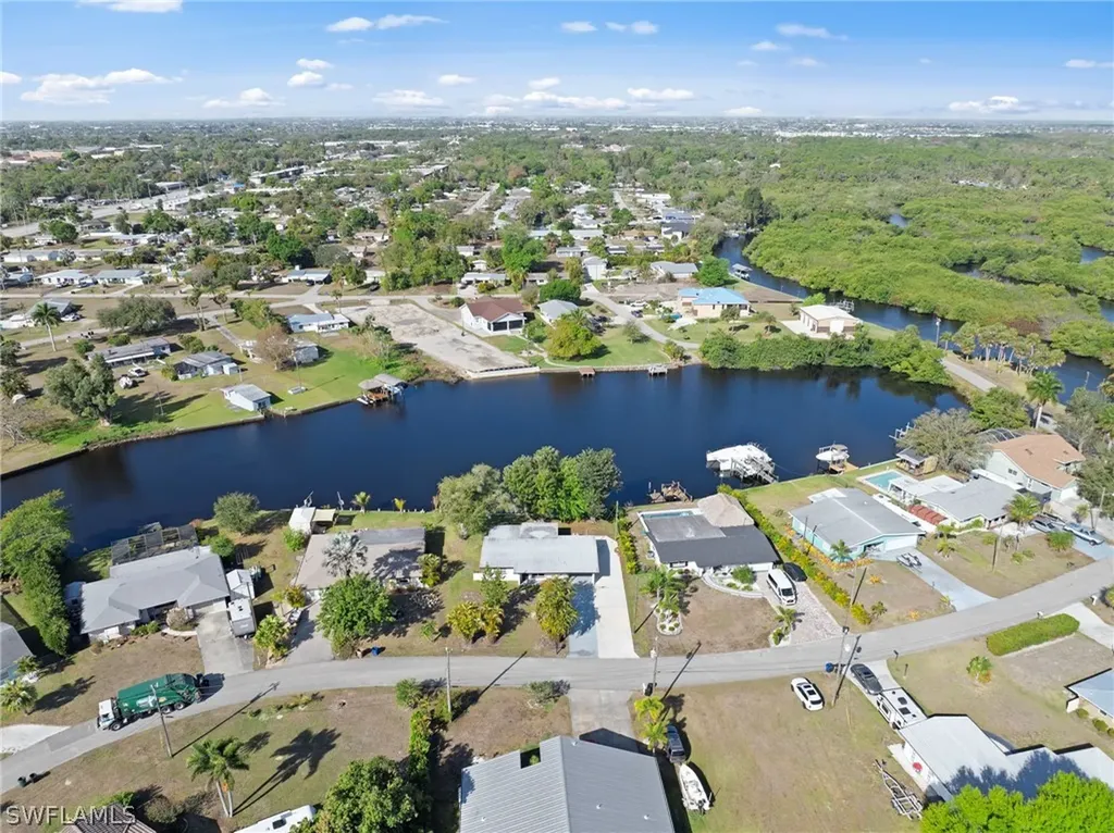 1313 Thompson Street North Fort Myers FL 33903