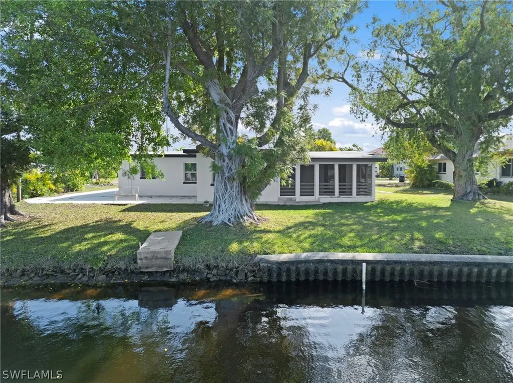 1313 Thompson Street North Fort Myers FL 33903