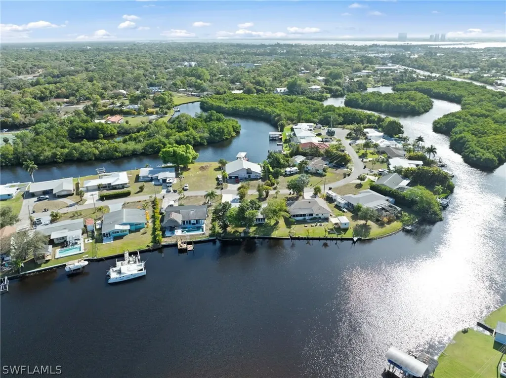 1313 Thompson Street North Fort Myers FL 33903