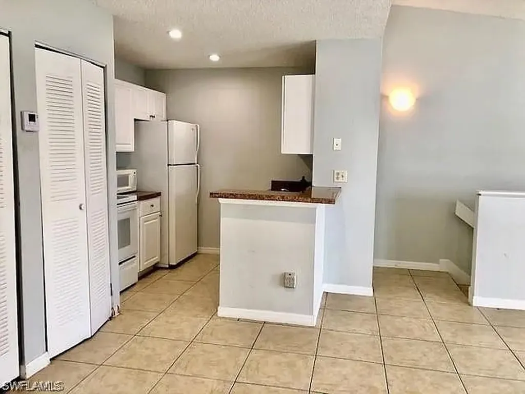 124 Santa Clara Drive Naples FL 34104