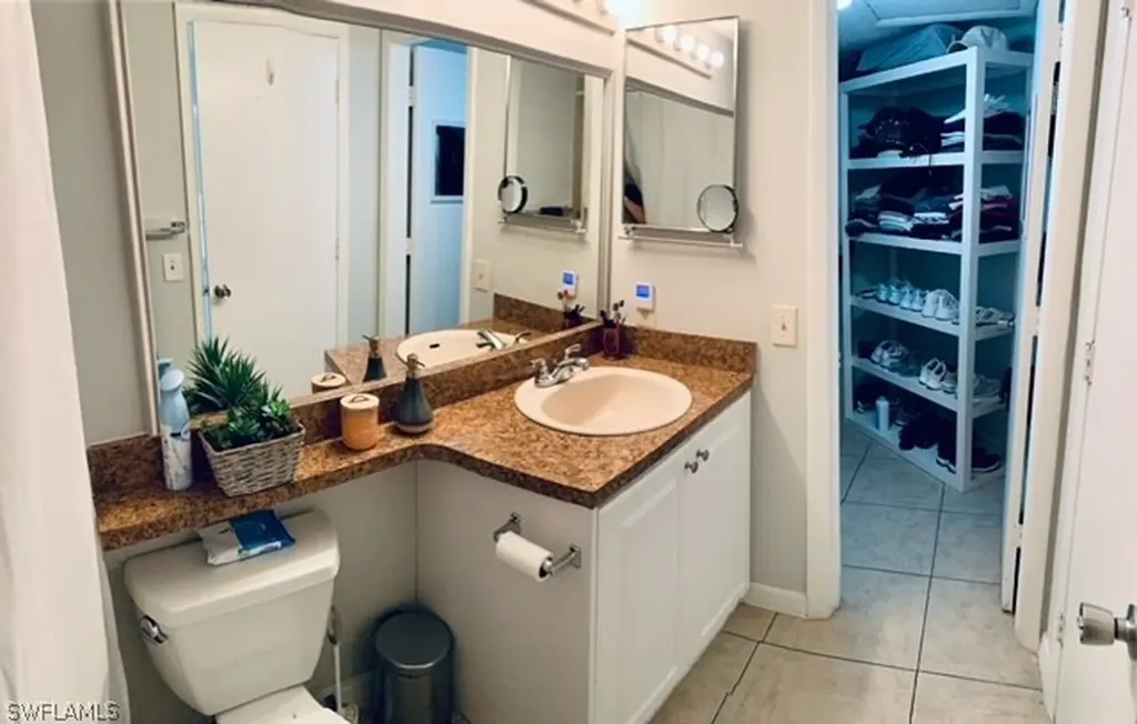 124 Santa Clara Drive Naples FL 34104