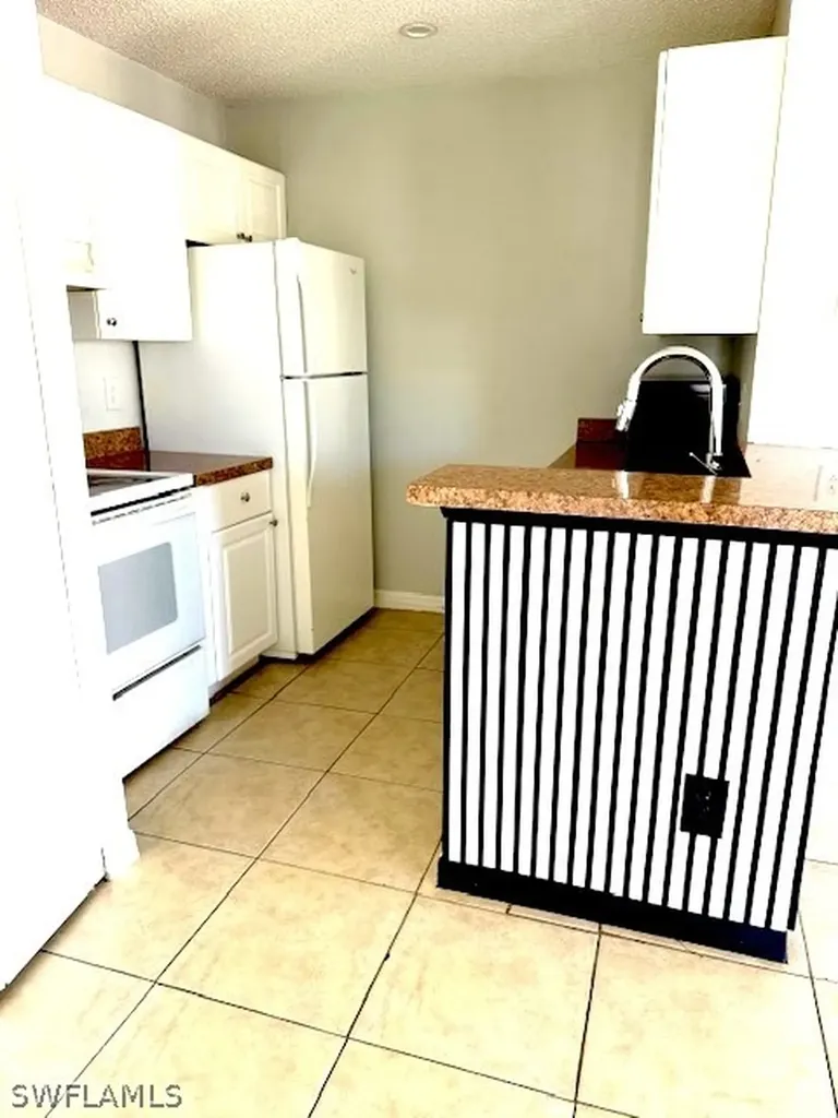 124 Santa Clara Drive Naples FL 34104
