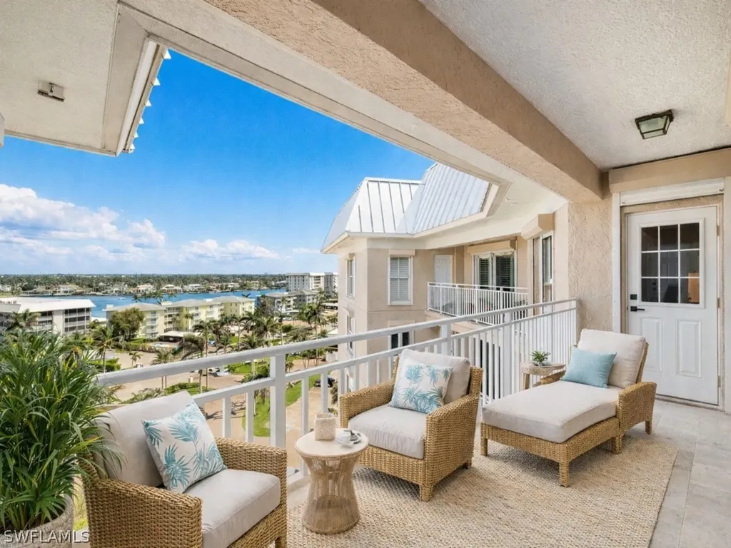 2901 Gulf Shore Boulevard N Naples FL 34103