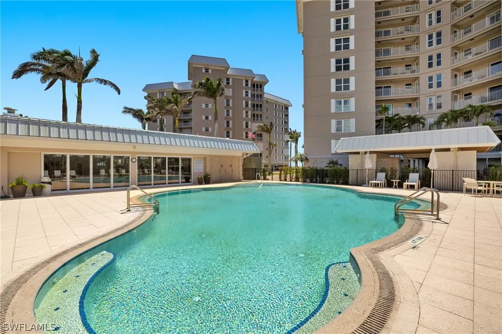 2901 Gulf Shore Boulevard N Naples FL 34103
