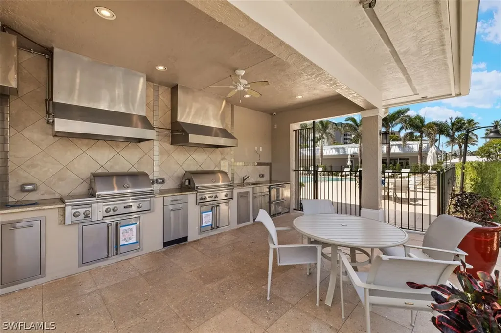 2901 Gulf Shore Boulevard N Naples FL 34103