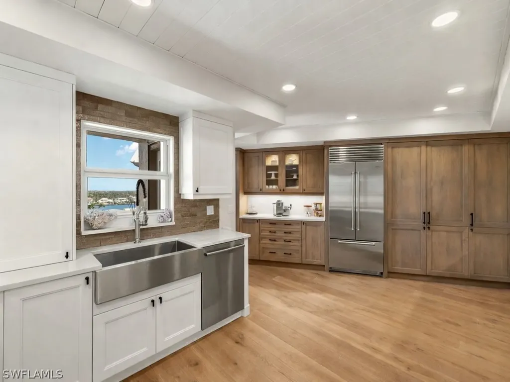 2901 Gulf Shore Boulevard N Naples FL 34103