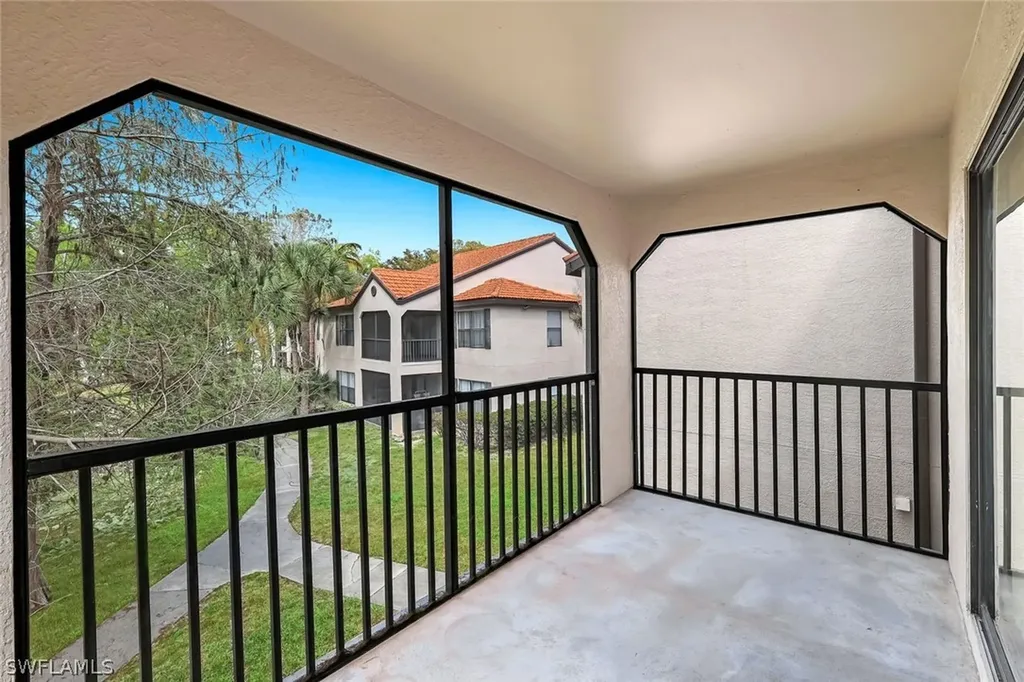 2178 Arbour Walk Circle Naples FL 34109