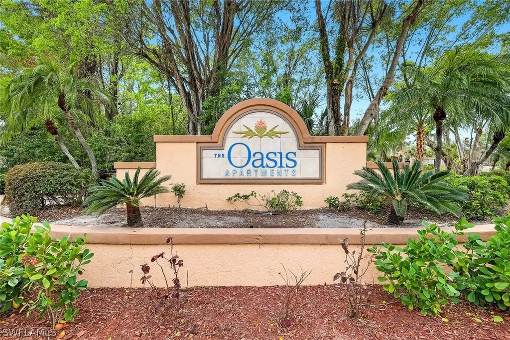 2178 Arbour Walk Circle Naples FL 34109
