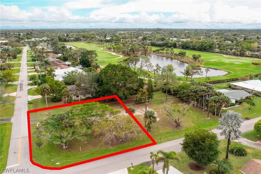 264 Cypress Way Way W Naples FL 34110