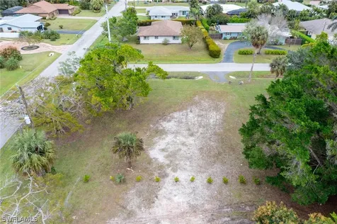 264 Cypress Way Way W Naples FL 34110