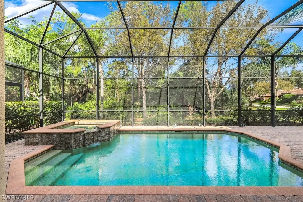 6419 Vivaldi Court Naples FL 34113