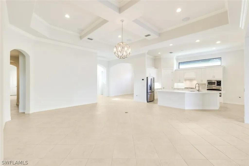 6419 Vivaldi Court Naples FL 34113