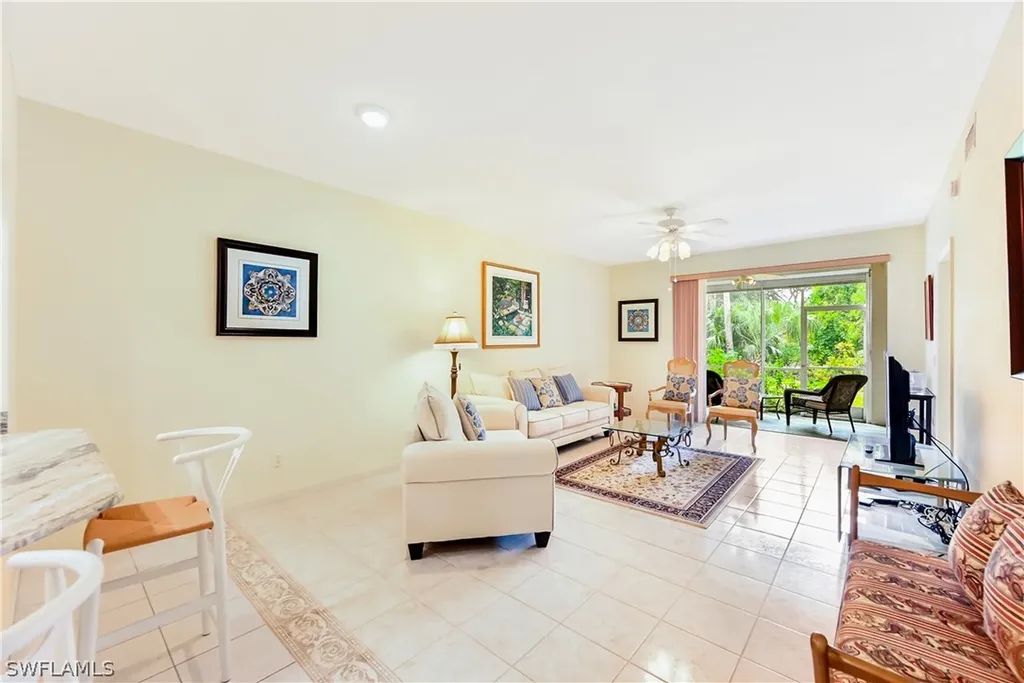 829 Tanbark Drive Naples FL 34108