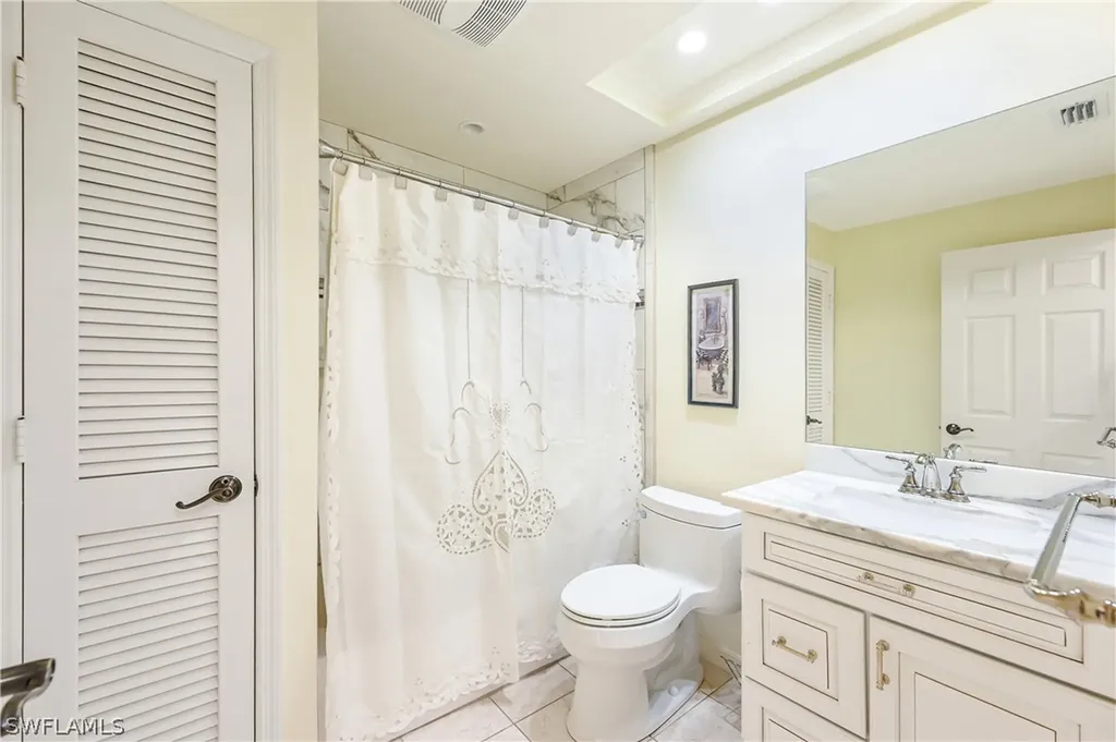 829 Tanbark Drive Naples FL 34108