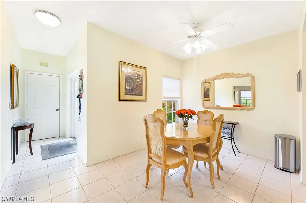 829 Tanbark Drive Naples FL 34108