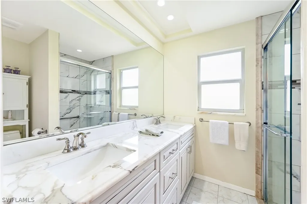 829 Tanbark Drive Naples FL 34108