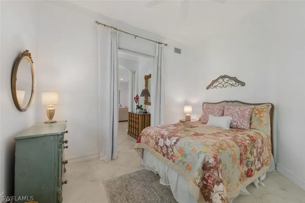 2625 Estrella Court Naples FL 34109
