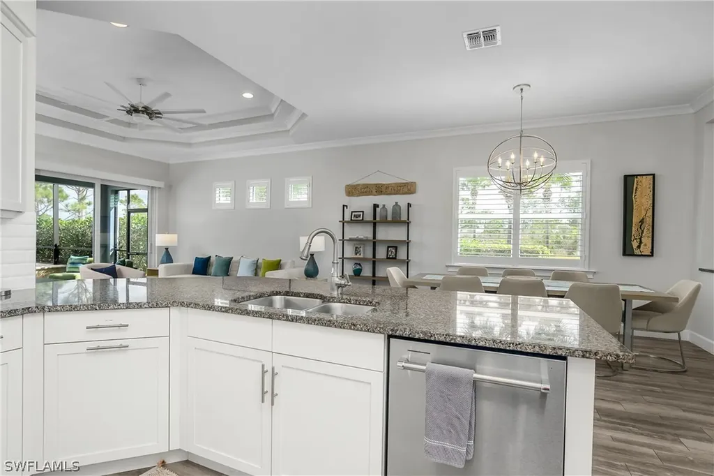 6907 Cay Court Naples FL 34113
