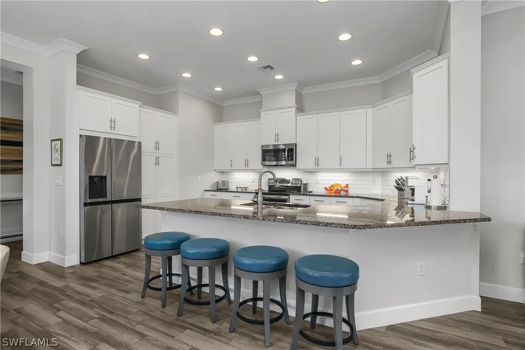 6907 Cay Court Naples FL 34113