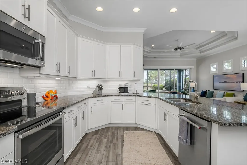 6907 Cay Court Naples FL 34113