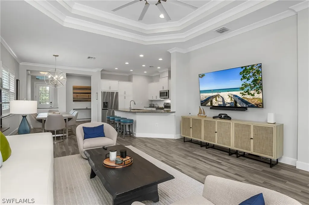 6907 Cay Court Naples FL 34113
