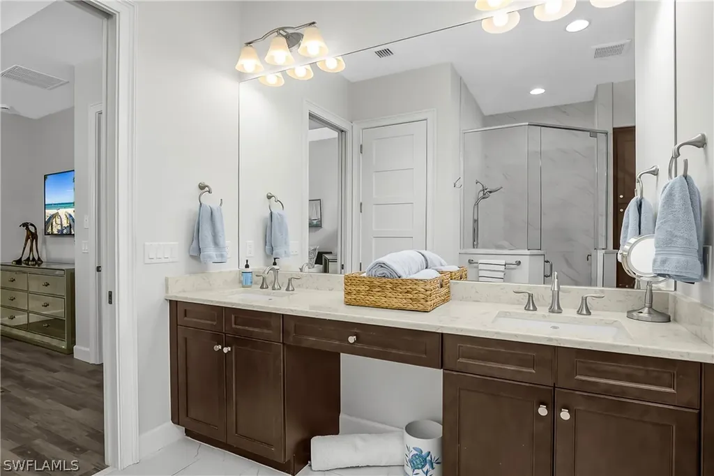 6907 Cay Court Naples FL 34113