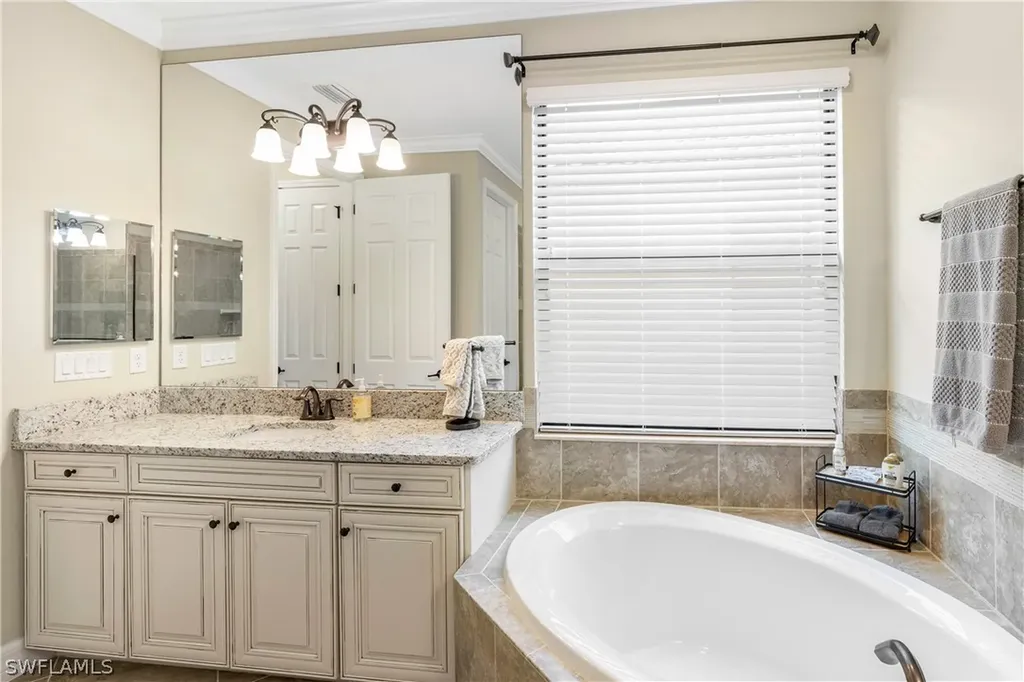 17450 Galway Run Bonita Springs FL 34135