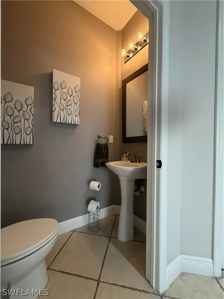 7431 Bristol Circle Naples FL 34120