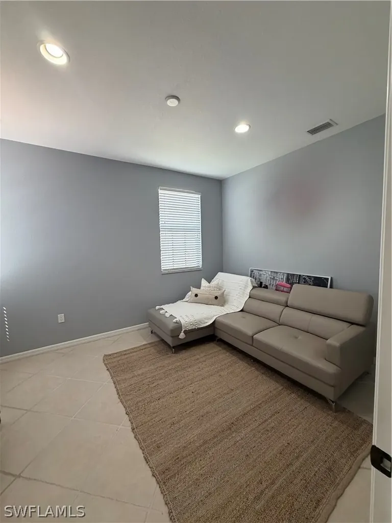 7431 Bristol Circle Naples FL 34120