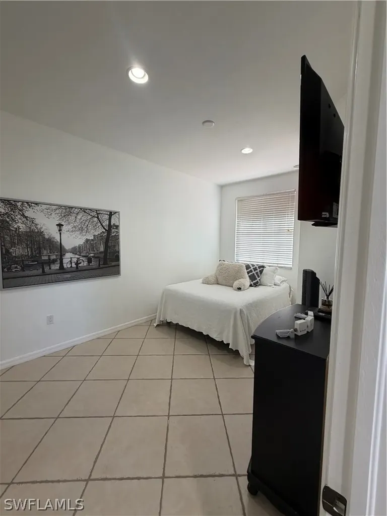 7431 Bristol Circle Naples FL 34120