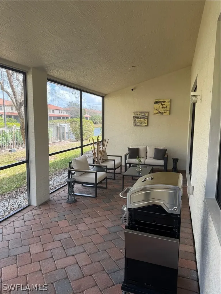 7431 Bristol Circle Naples FL 34120