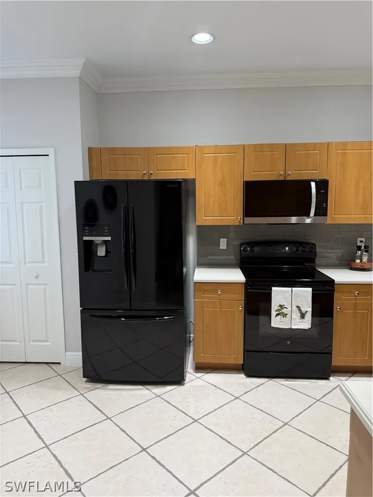 7431 Bristol Circle Naples FL 34120