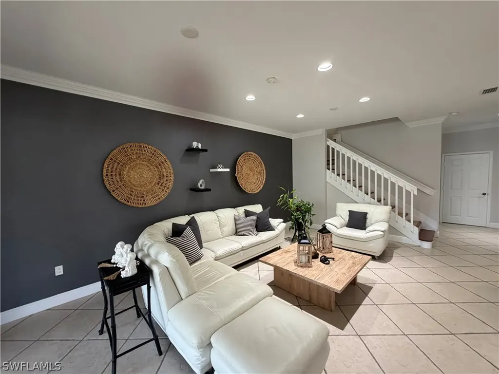 7431 Bristol Circle Naples FL 34120